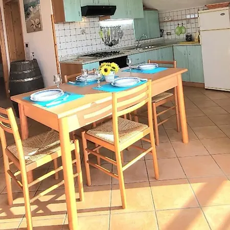 Geraeumige In Unmittelbarer Naehe Des Fantastischen Dorfes Tropea Apartment