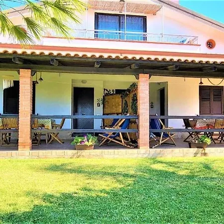 Apartment Geraeumige In Unmittelbarer Naehe Des Fantastischen Dorfes Tropea Capo Vaticano