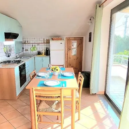 Apartment Geraeumige In Unmittelbarer Naehe Des Fantastischen Dorfes Tropea