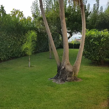 Geraeumige In Unmittelbarer Naehe Des Fantastischen Dorfes Tropea *